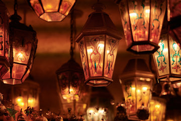 lantern-gdef364e7f_1280.jpg