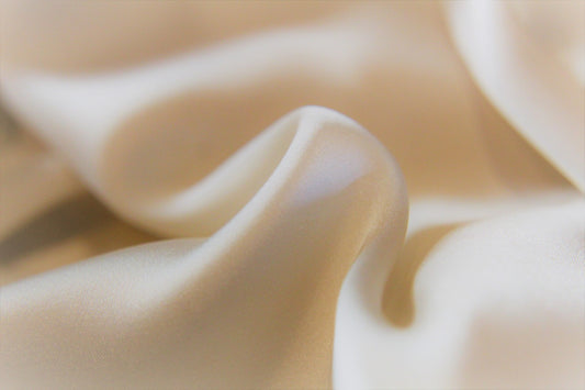 silk-g0dcb44d14_1280.jpg